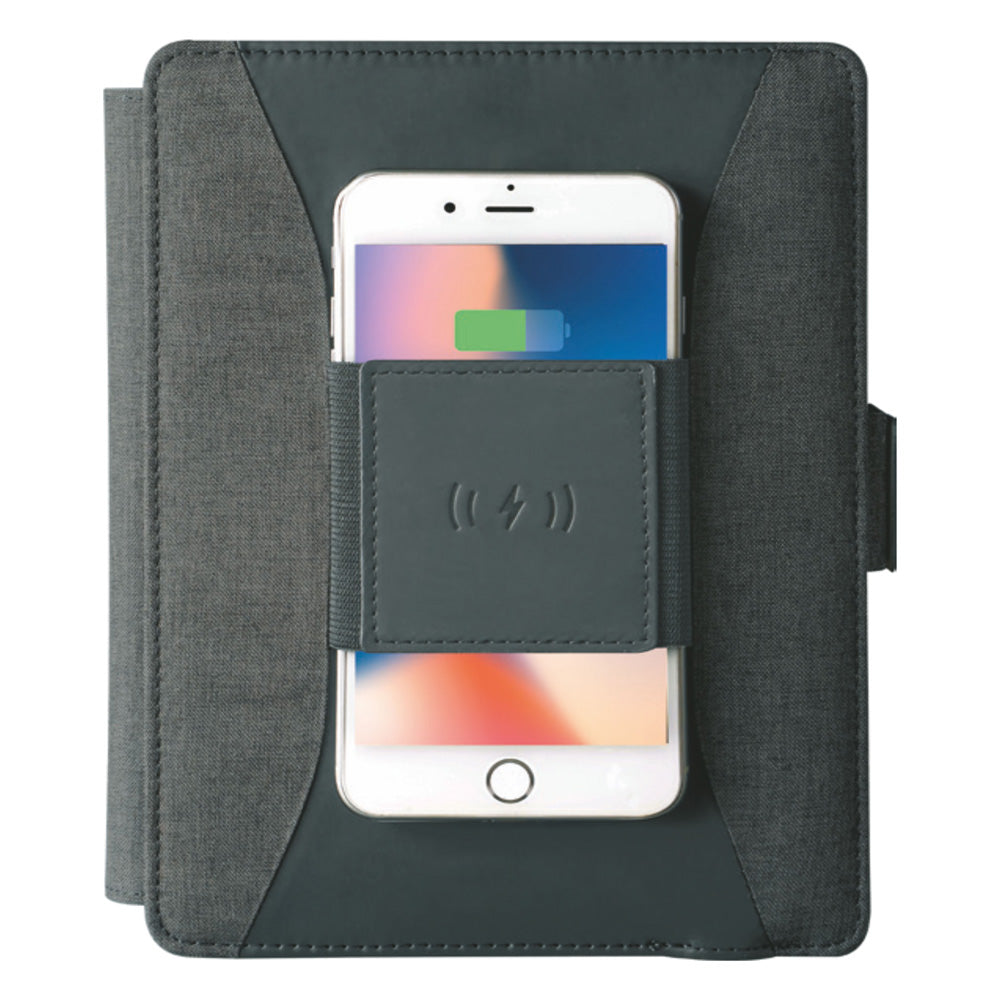 كمبيوتر محمول مزود بشاحن متنقل